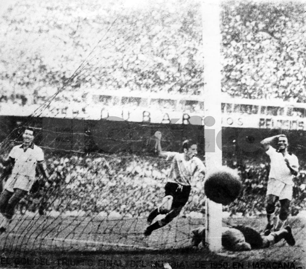 Ghiggia marca el gol del Maracanazo de 1950