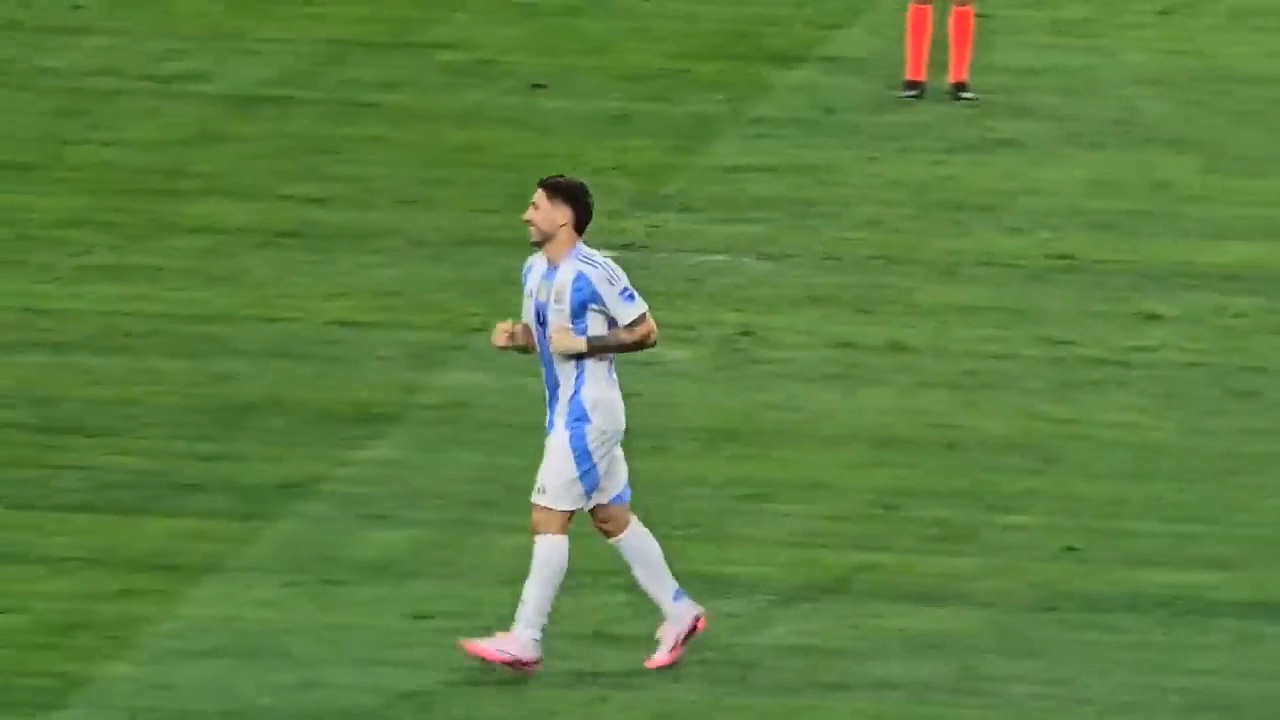 Gonzalo Montiel con la Selección Argentina en la Copa América 2024